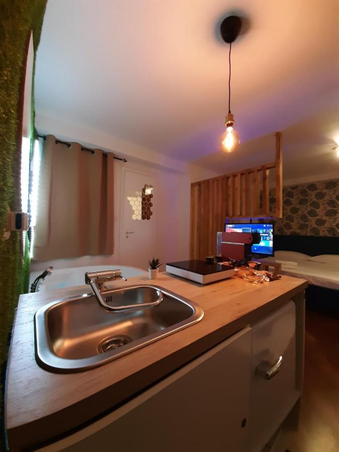 Green Suite Bari Luaran gambar